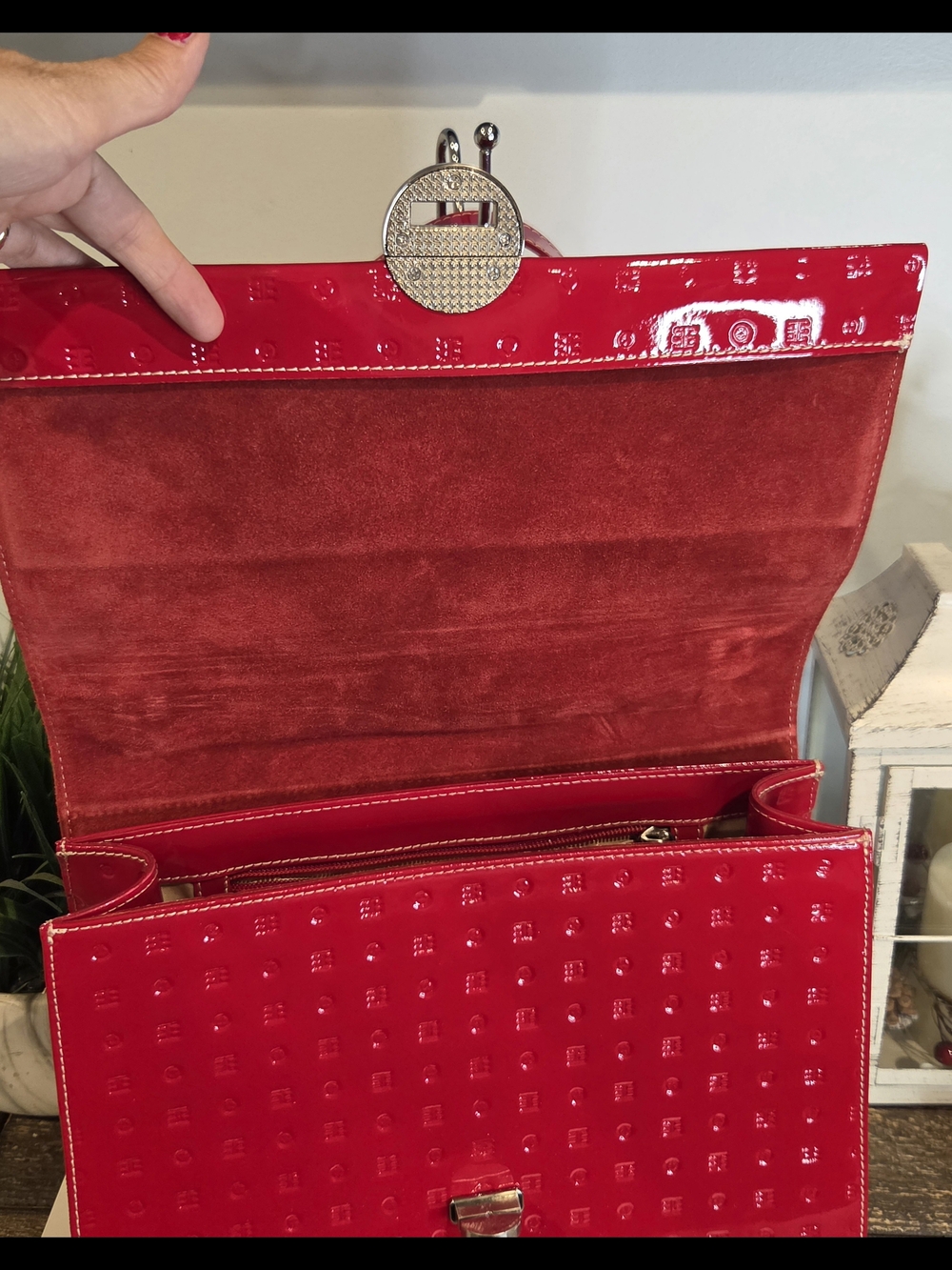 Arcadia Red Patent Leather Embossed Logo Handbag - Made In Italy - Picture 13 of 16